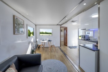 H4caa6ab8c02c4b0890557d7c68d41060i