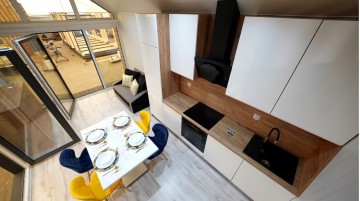 Tinyhouse met tussenvloer complete keuken
