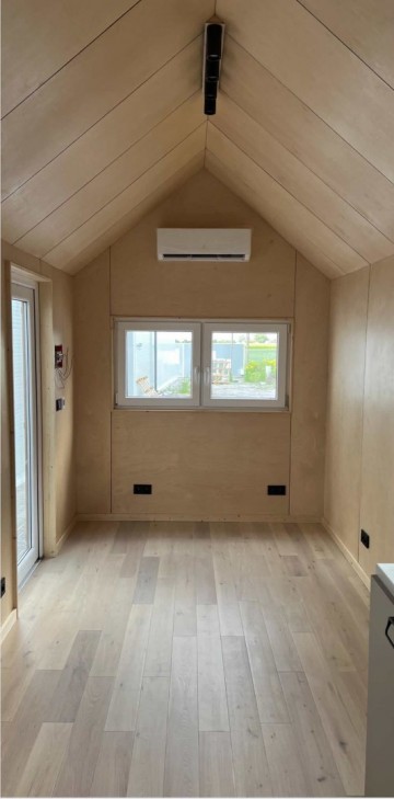 Tussenvloer stacarvan woonkamer